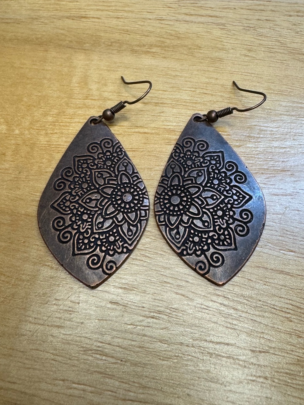 NWT Copper-Tone Filigree Mandala Drop Earrings